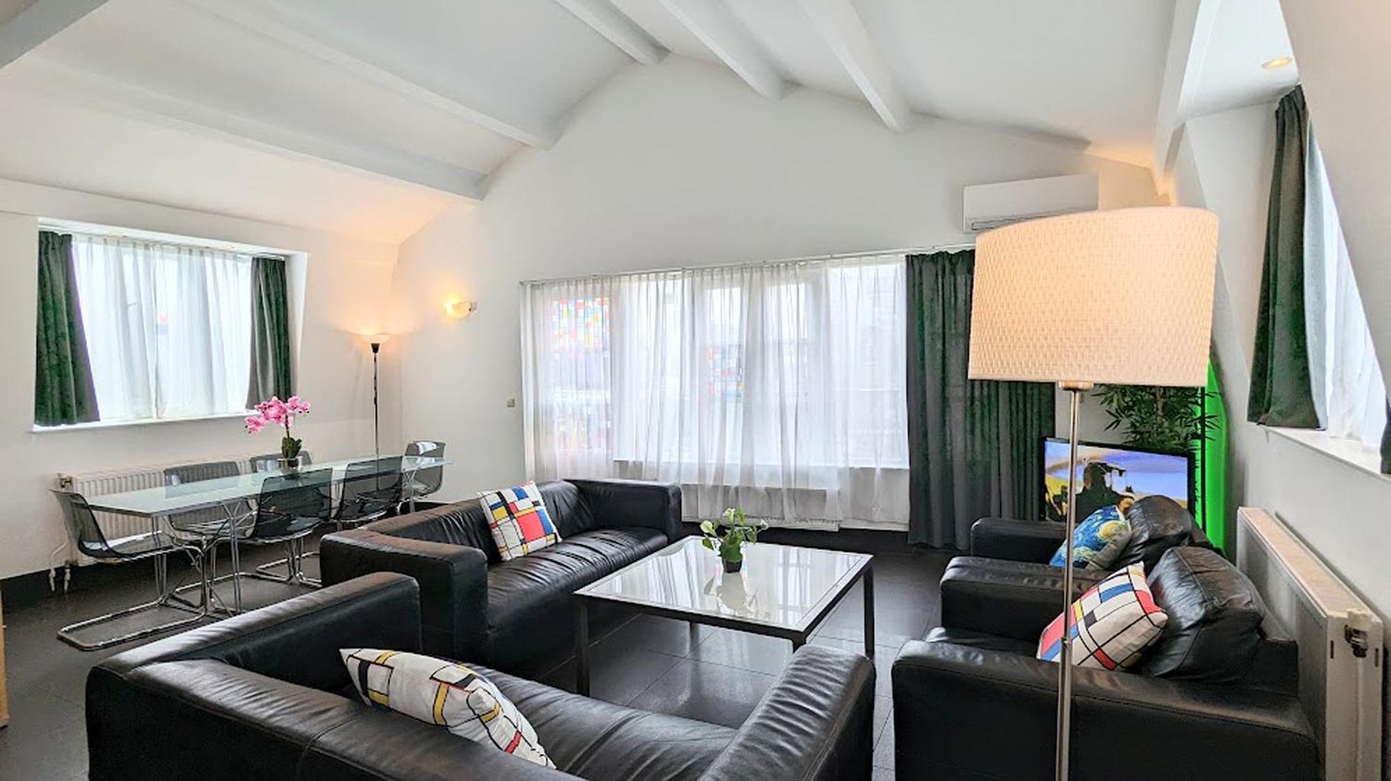 The In The Center Aparthotel Amsterdam